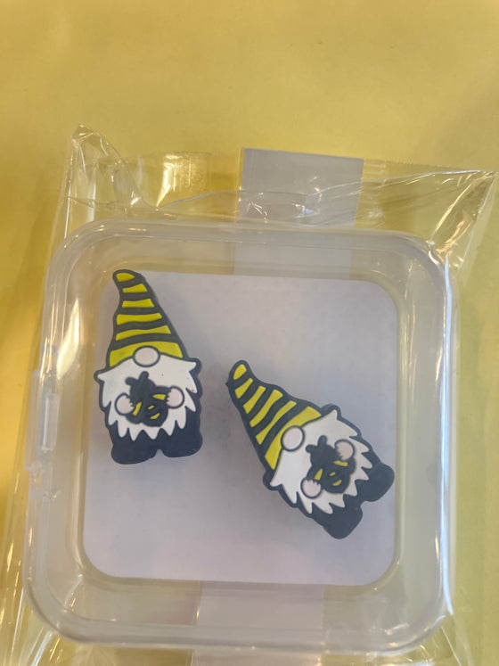 Needle Toppers